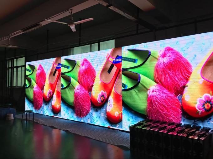 IP65 Street Outdoor full color Led Billboard Display super resolution 1