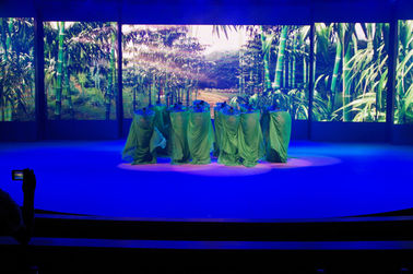China Long lifespan full color led display screen , video hd p10 outdoor led display company