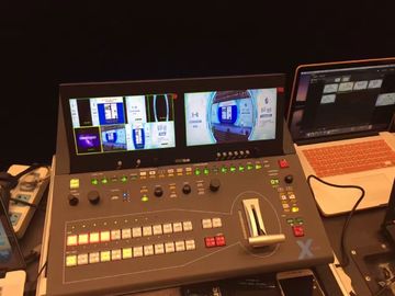 Stage rental Indoor Led Screens , black lamp digital video display screens