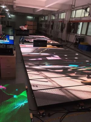 IP65 500x1000mm P3.91 2000cd Dance Floor Led Display