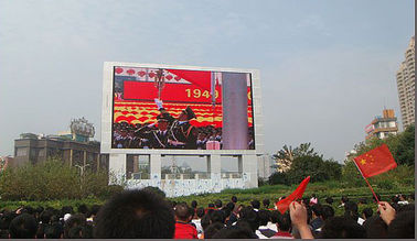 Outdoor High Definition LED Screen , 600W P10 Waterproof Video LED display